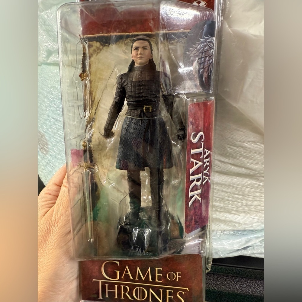 HBO Game of Thrones Action Figures Set Of 3 JonSnow, Arya, McFarlane Toys NEW - Picture 14 of 16
